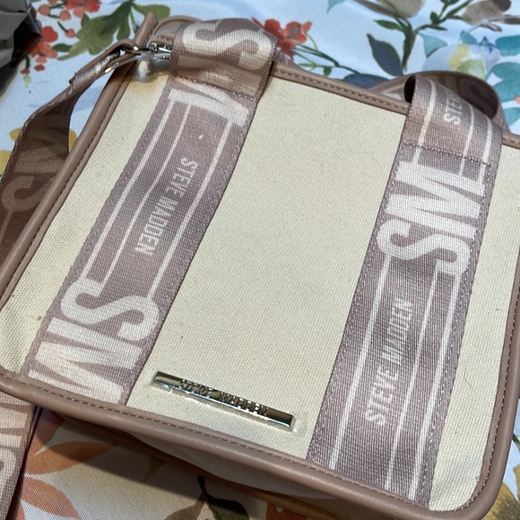 Steve Madden canvas pink cream authentic bwebber crossbody bag tote purse -NWT - Picture 5 of 5
